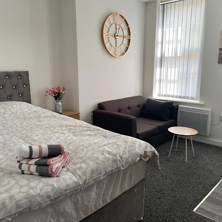 Bv Comfy Budget Studio At Quebec Street Bradford Bradford  Exterior foto